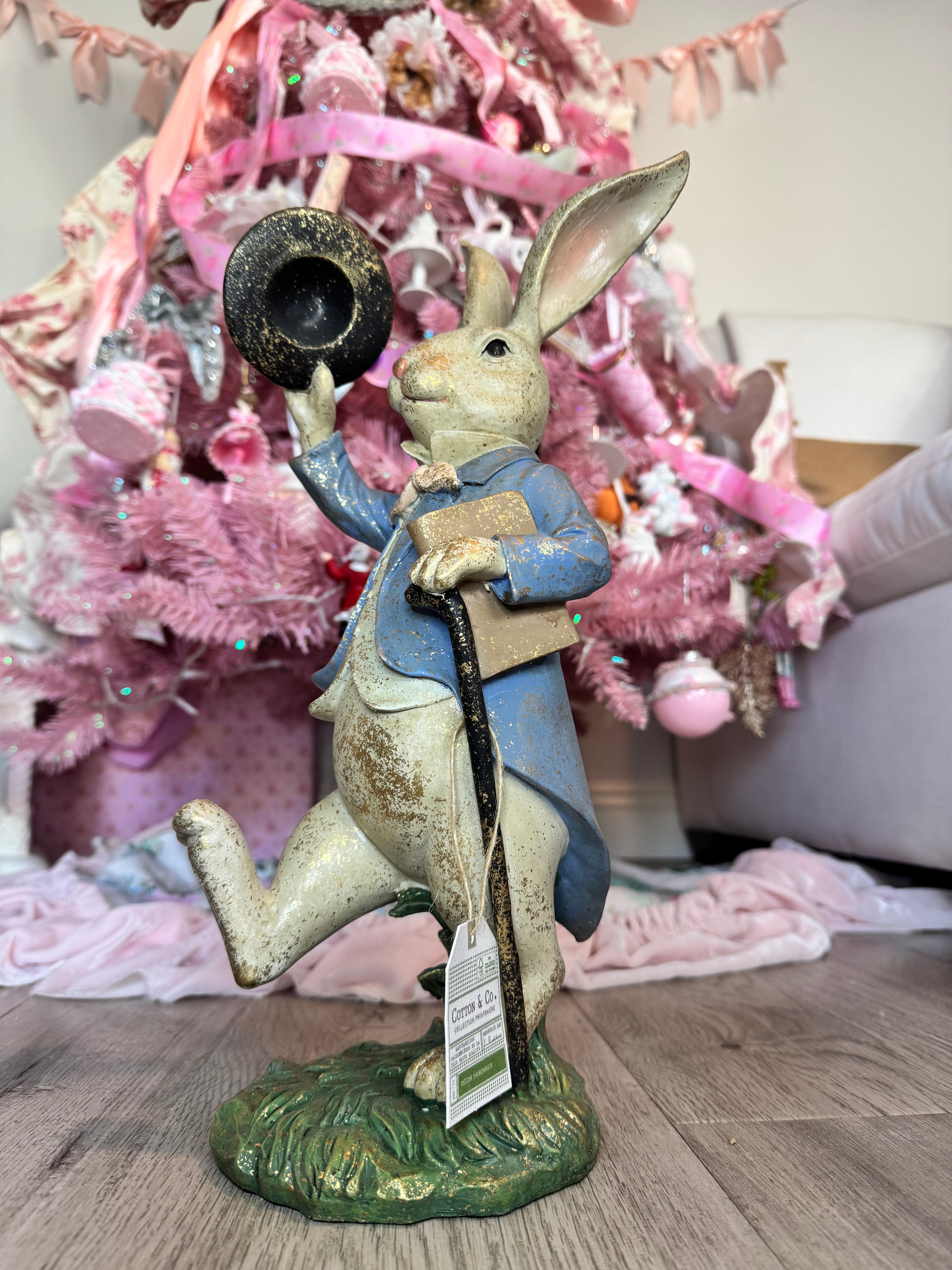 Top Hat Resin Bunny