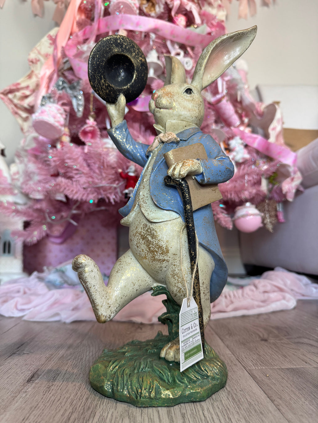 Top Hat Resin Bunny
